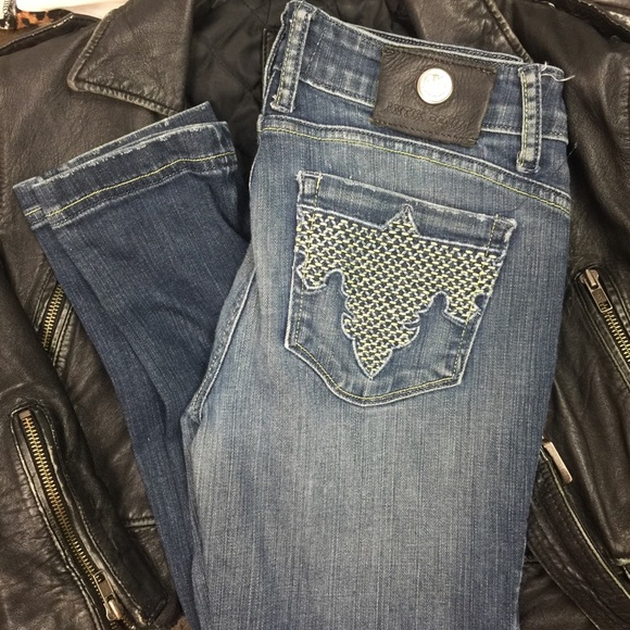 Tag ANTIK denim Women's Jean Skirt Size 